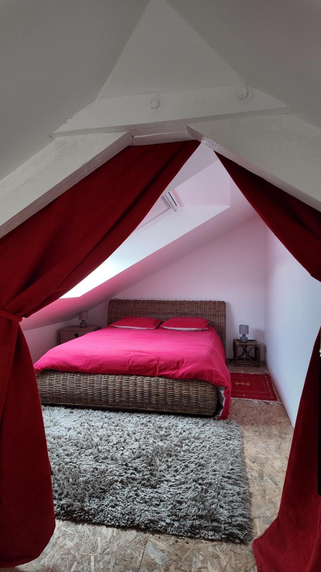 **La Bretonnerie, Bel Appartement De Standing كونكارنو المظهر الخارجي الصورة